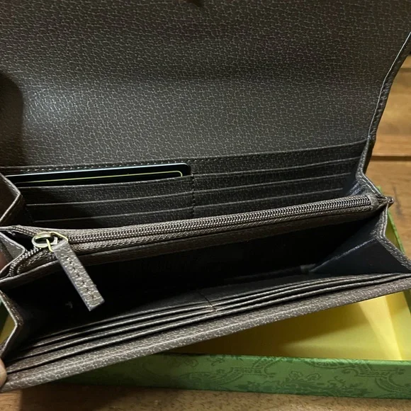 Gucci Monogram Wallet with Green and Red Stripe - Picture 6 of 7